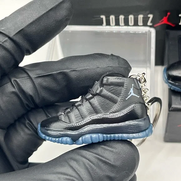 Retro Jordan 11 Custom Black Sneaker Keychain w/ box, bag, and display case - Picture 2 of 11